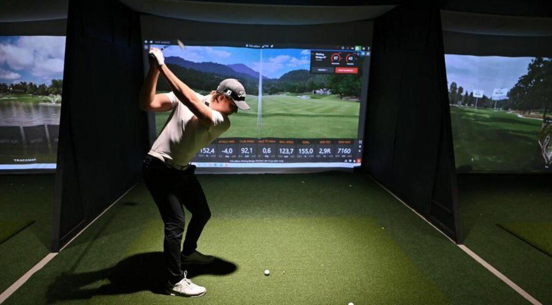 Indoor Golf